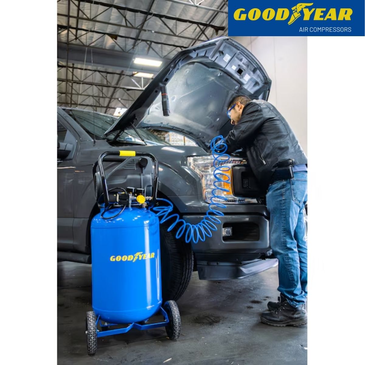 Compresor de aire vertical portatil de 20 galones y 165 psi Goodyear GYC6200S