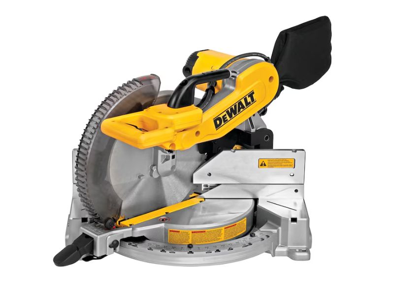 Sierra de inglete de doble bisel de 12" y 15 Amp DeWalt DWS716