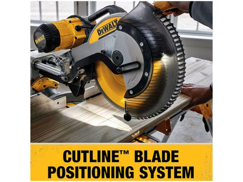 Sierra de inglete de 12" y doble bisel Dewalt DWS780 mas soporte rodante Dewalt DWX726