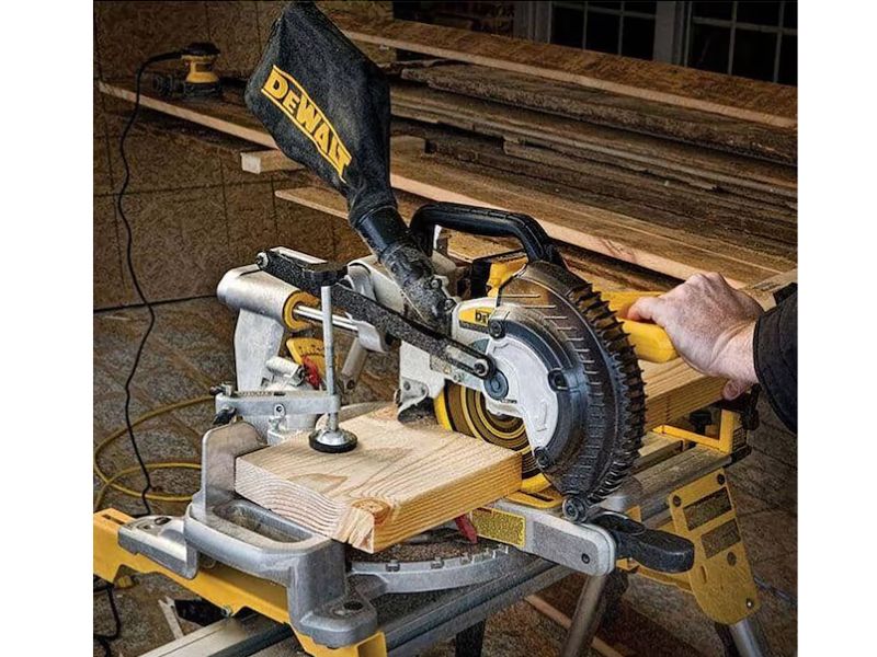 Sierra de inglete de 7-1/4" inhalambrica 20V un solo bisel dewalt DCS361B