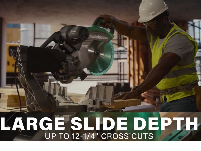 Sierra de inglete deslizante de 12" y 15 Amp doble bisel con linea de sombra Metabo HPT C12RSH3M