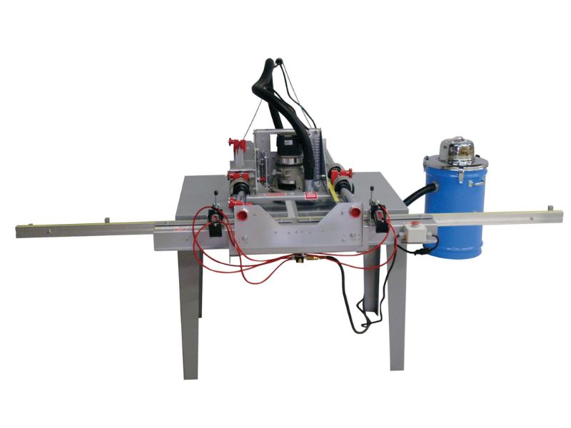 Router de mesa horizontal para ranuras de paneles 3-1/4 HP Safety Speed TR2 T33607