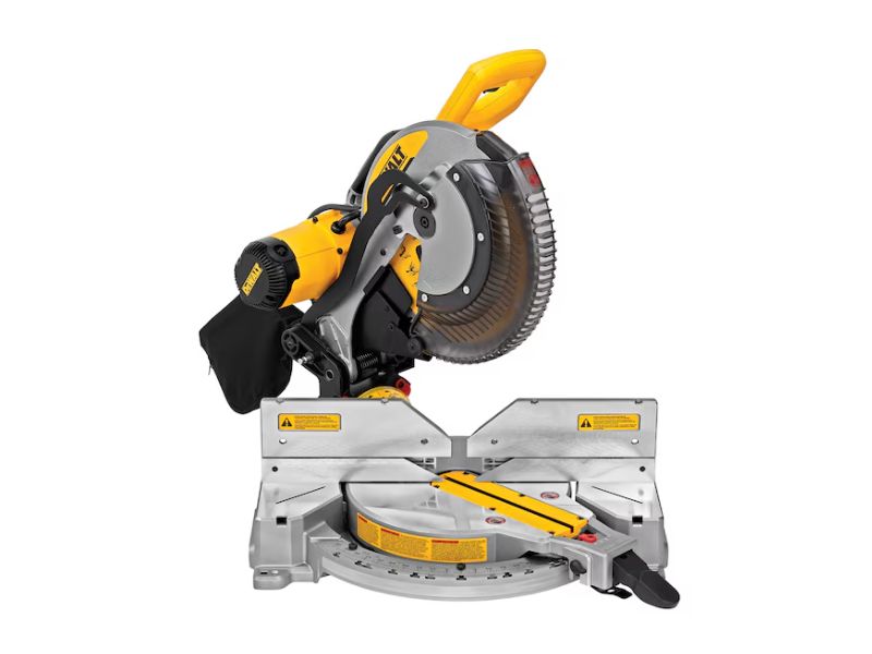 Sierra de inglete de doble bisel de 12" y 15 Amp DeWalt DWS716