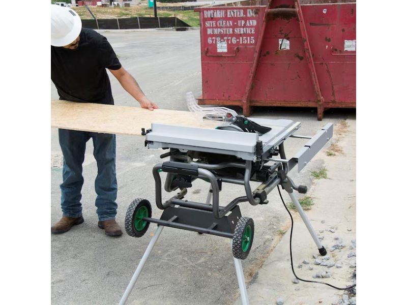 Sierra de mesa tipo contratista de 10" y 15 Amp con soporte plegable Metabo C10RJ