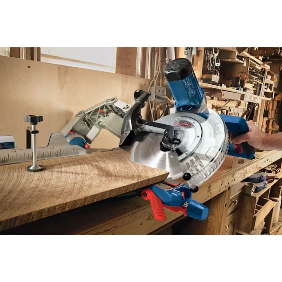 Sierra ingletadora compuesta deslizante de doble bisel de 12" Bosch GCM12SD
