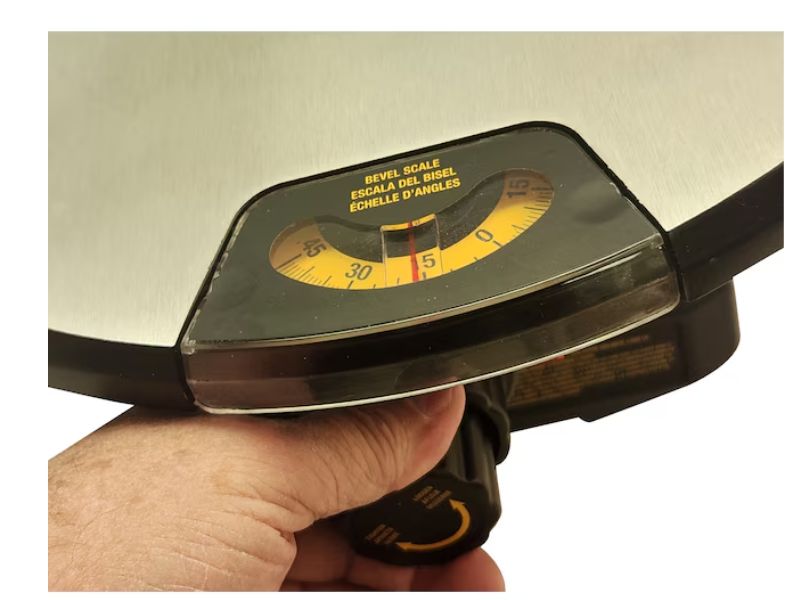 Sierra caladora de banco de 18" con velocidad variable Dewalt  DXVS4502