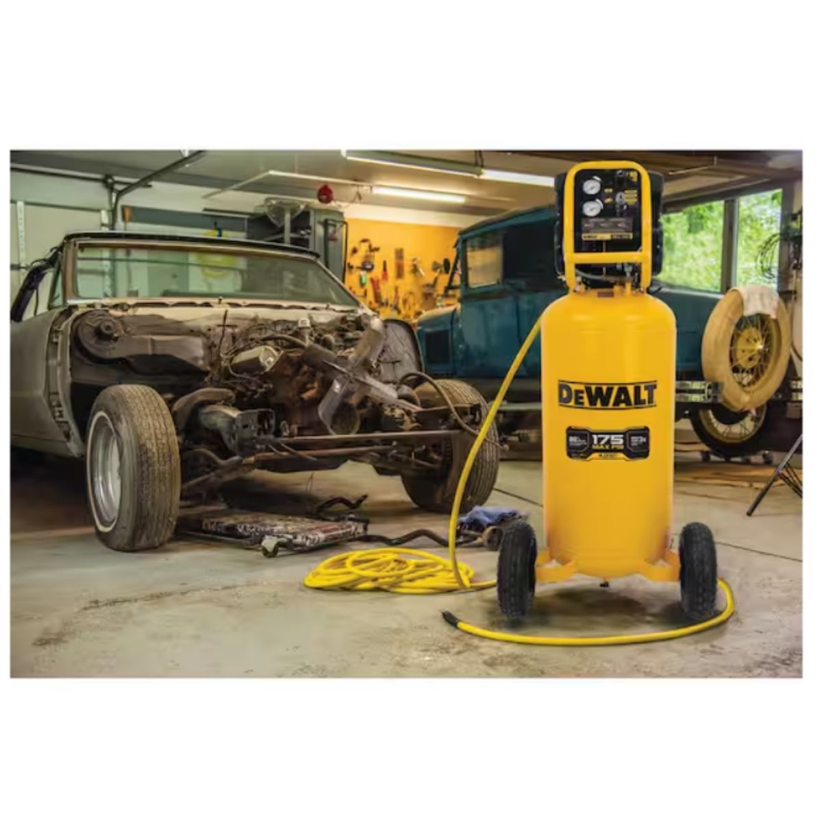 Compresor de aire eléctrico portátil ultra silencioso de 26 galones y 175 PSI Dewalt