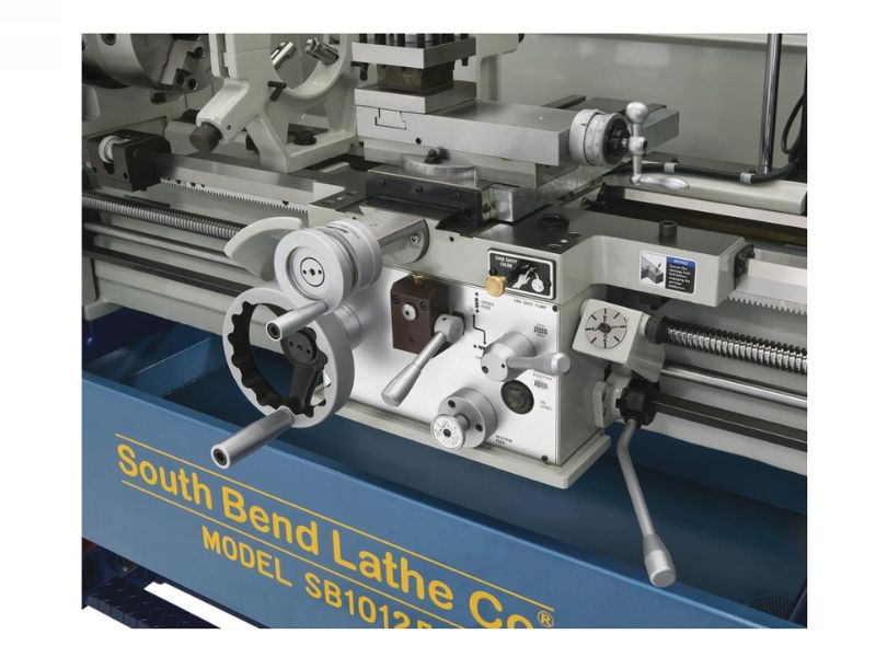 Torno para metal de 14" x 40" con velocidad variable electrónica y visualizador digital de posición FAGOR SB1012F